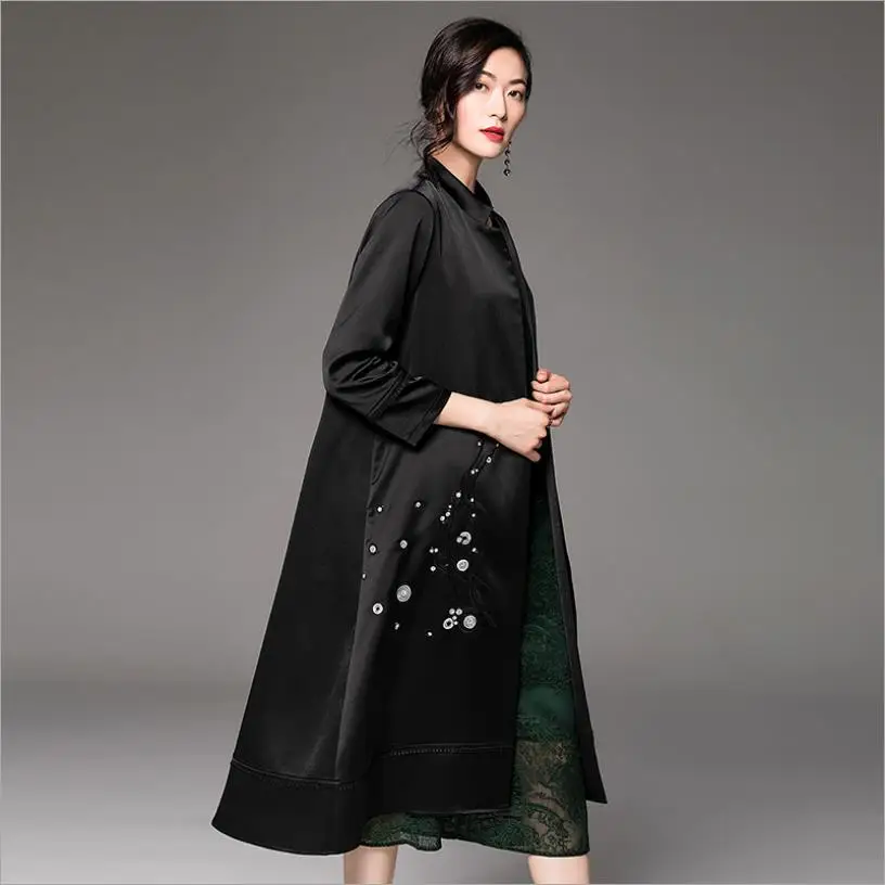 

Long Silky trench female fashion embroidery windbreaker kimono female retro oversize beach vacation trench outerwear wq1456