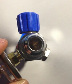 صمام تخفيض الضغط الأكسجين الصلب خزان صمام مع أداة قياس الثلاجة