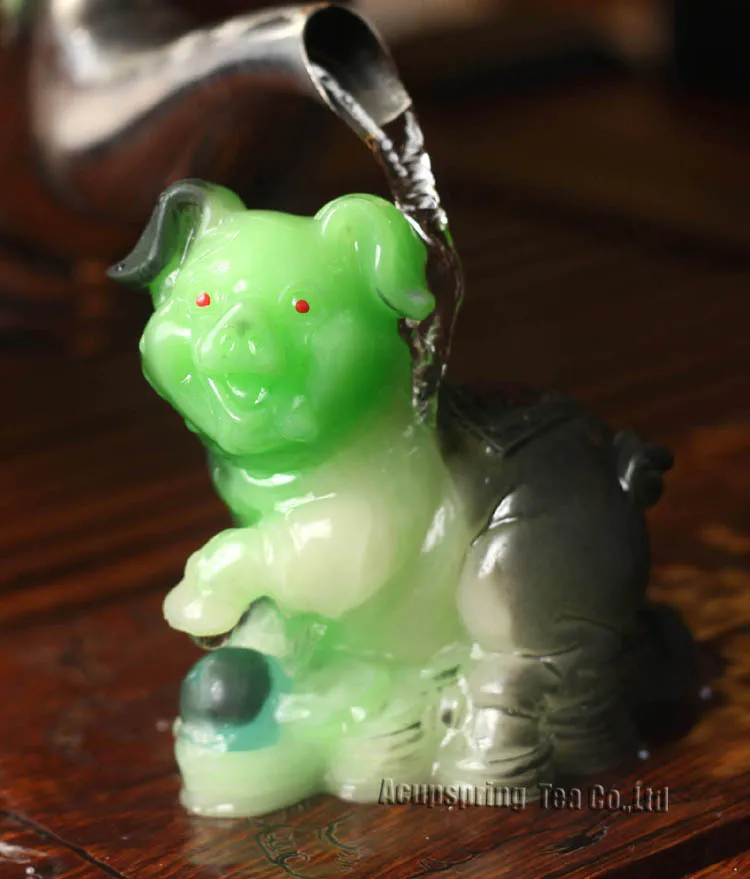 Green Pig,Lucky Charms,Chinese zodiac,Shenxiao,Allochroic Mascot,fengshui Ornament,novel gifts,Amazing present,Tea pet,S1015AZ