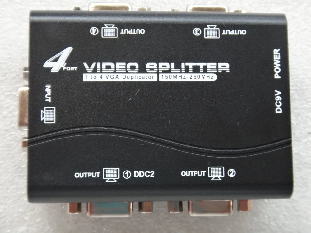 2020 Jaar Flashcolor 1 Naar 4 Poorten Vga Video Splitter 1-In-4-Out 250 Mhz Apparaat 1920*1440 4 Port Vga Monitor Splitter Adapter 1x4