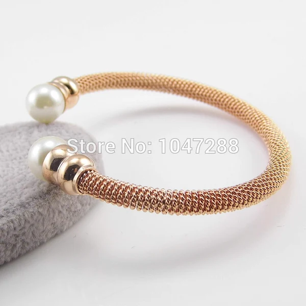 Italy Fashion Pearl Jewelry Elegant Twisted Chain Women\'s Bracelets IPG Gold-Color Stainless Steel Bracelets Bangles