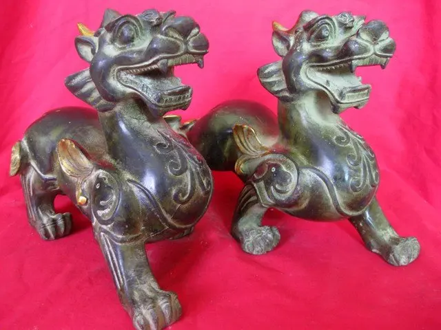 

Rare Old Pair Qing Dynasty Bronze Mythical wild animal --kirin Statue/ Sculpture,best collection&adornment,free shipping