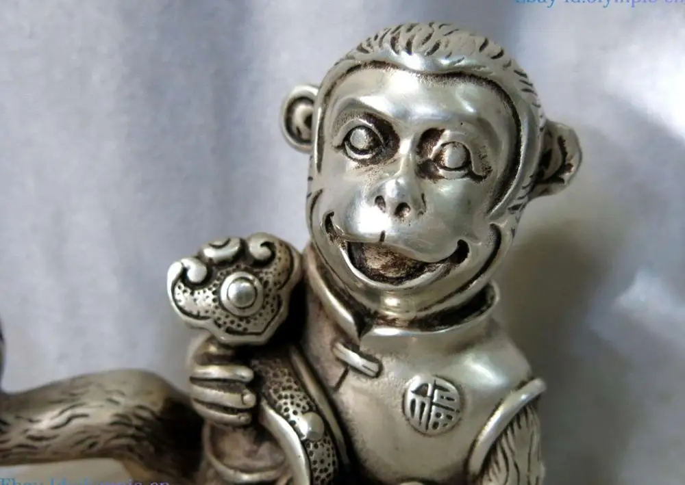 China Silver carved sculpture fine Yuan Bao as one wishes Monkey Statue