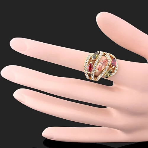 Chran Trend Cubic Zircon Wedding Rings for Women Classic Design Gold Color Crystal Finger Rings Jewelry Valentine\'s Gift