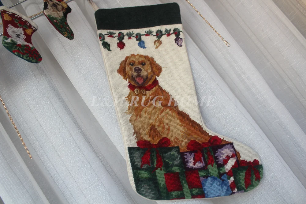 Free Shipping Christmas Needlepoint Socks Hand knotted Merry Christmas Stocking Sock Cute Dogs Design Stocking Socks 28X43CM