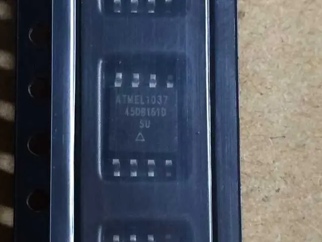 50PCS/LOT AT45DB161D-SU Atmel SOP-8