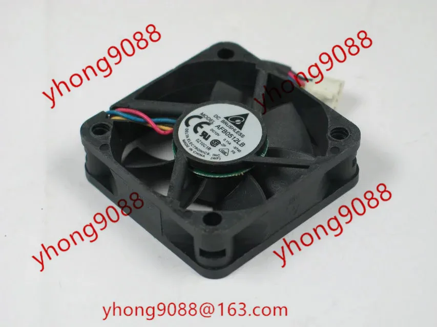 

Delta Electronics AFB0512LB 9T40 DC 12V 0.11A 50x50x15mm Server Cooling Fan