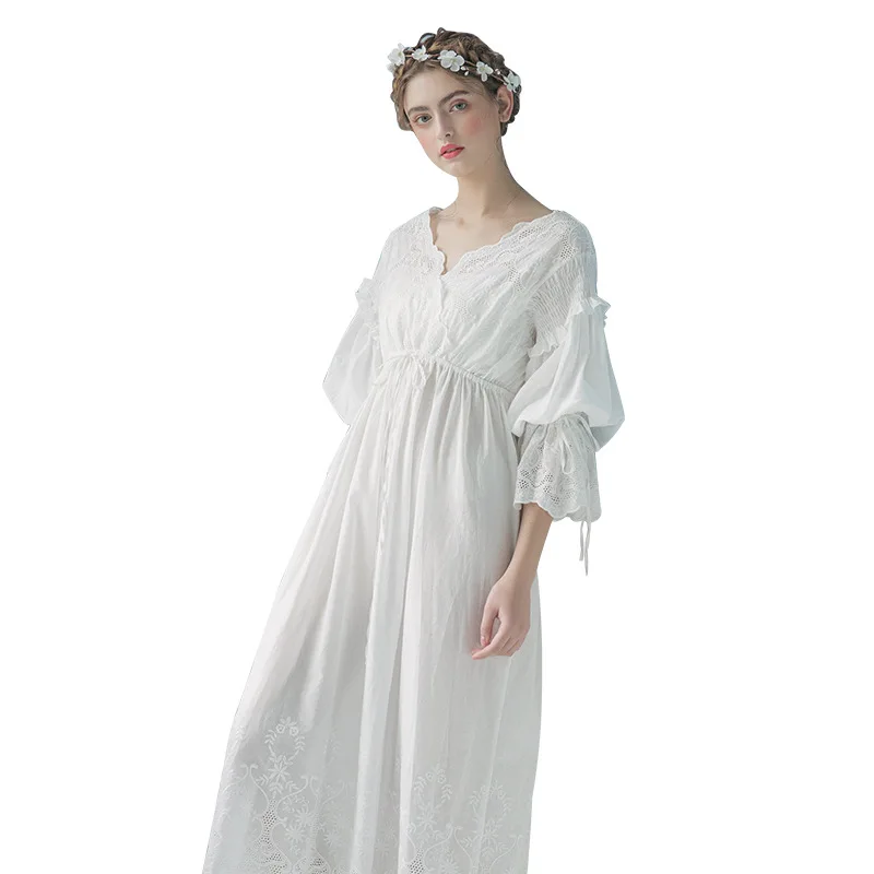 Women Vintage Gown White Cotton Princess Nightgown Ladies Royal Casual Sleepwear Women Night wear European Retro Style Dress 213