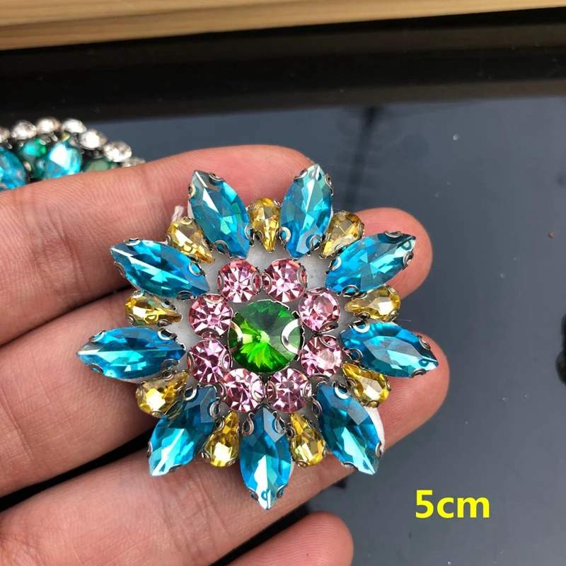 High-grade circular brooch glass patch custom diamond ring diamond crystal overcoat applique hand-made diy clothing accessories