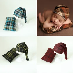 New Baby Girl Boy Photo Props Beanie Plaid Cap And Pillow Christmas Decorative Newborn Photography Accessories Soft Comfort Hats