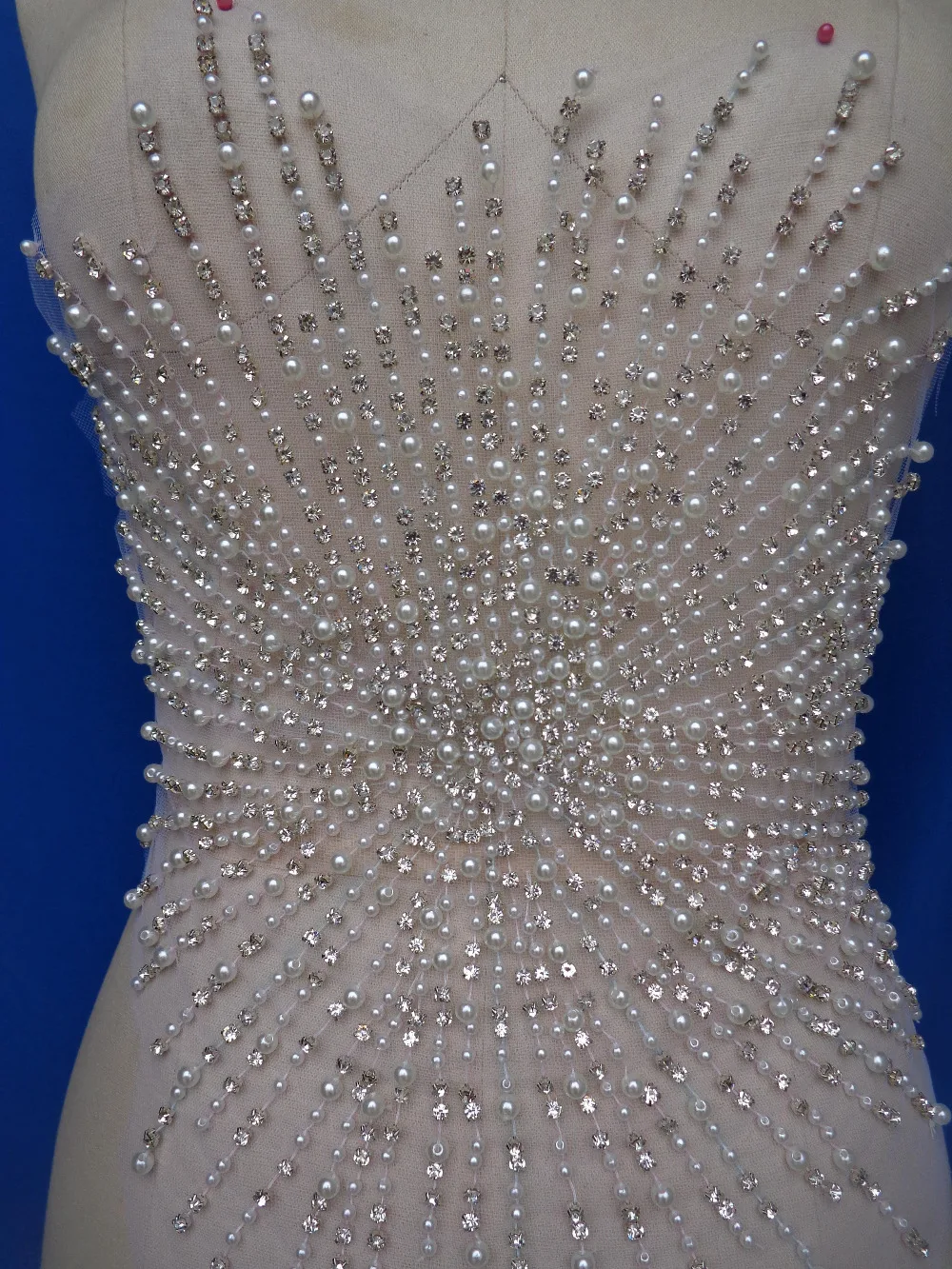 handmade silver white sew on rhinestones pearl applique on mesh crystals trim patches 40*32m for  dress DIY  accessories