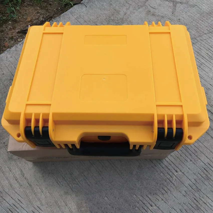 

Yellow color SQ3321L light weight strong plastic suitcase without foam