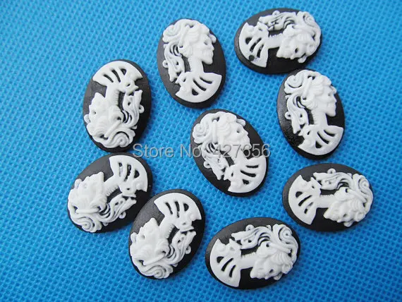 

100pcs 18x25mm White-Black Flatback Resin Skull Cabochon/Cameo Charm,fit Base Setting Tray,Phone Decoration Kit,DIY Accessory