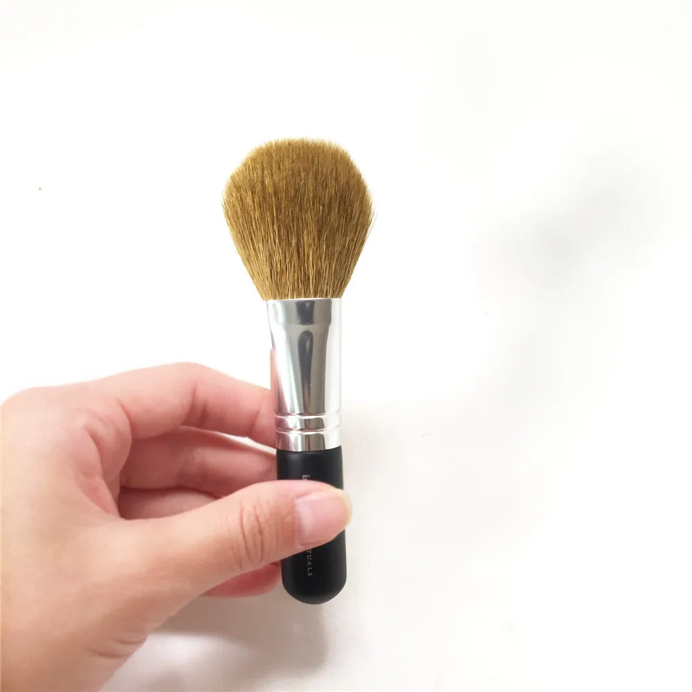 BM-SERIES Flawless Face Brsuh - Perfect for Minerals Foundation or Blush Powders - Beauty Makeup Brush Tools