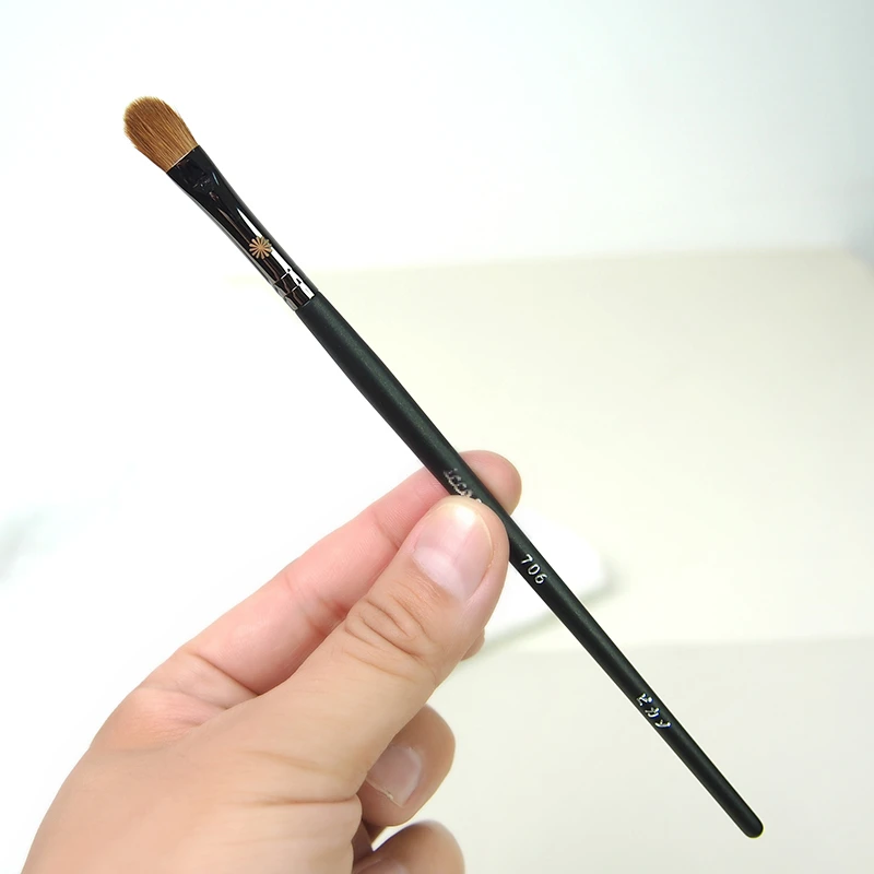 Professional Quality #706 Natural Weasel Hair Detail Makeup Eyeshadow Brush Concealer Brush Beauty Makeup Tool