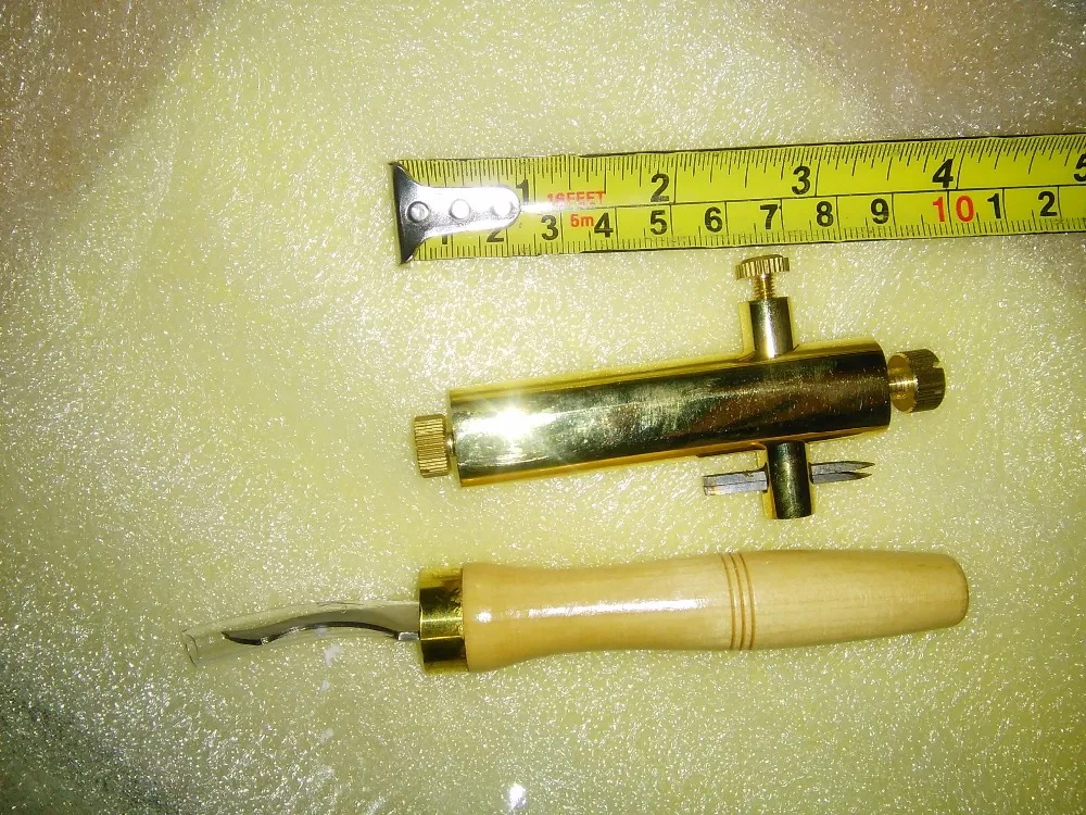 

1 шт. нож для чистки скрипки + 1 шт. инструмент инкрустации инструмент для скрипки