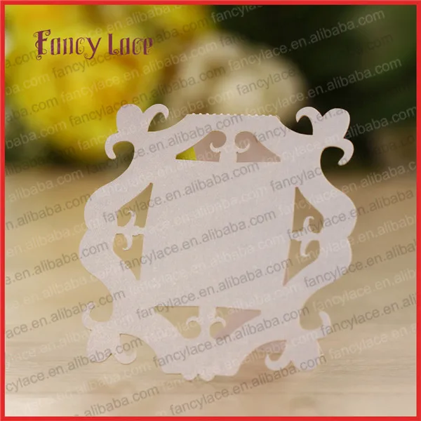 

50PCS New Design Wedding Invitation Place Cards, Elegent Customized Die Cut Table Cards Photo Frame Shaped Paper Party Favors