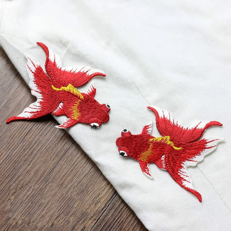 Goldfish Animal Fish Embroidered Patches Chinese Ethnic Style DIY Sewing Patch Embroidery Applique Decorations for Clothes Shoes