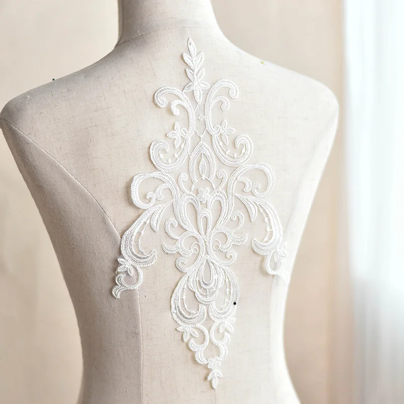 Applique in pizzo bianco avorio per auto, tessuto in pizzo francese ricamato, passamaneria in pizzo di poliestere per abito da sposa cucito, 1 pezzo