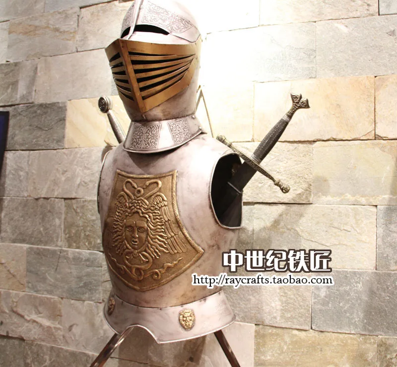 European style retro wall ornaments / armor sword / Bar Cafe European living room decorative iron wall