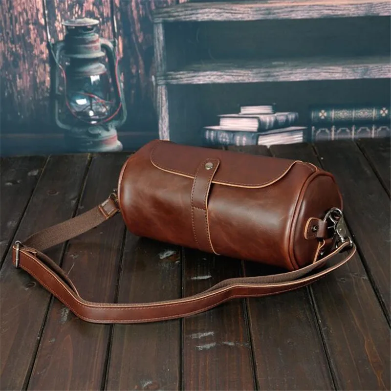 New High Quality Vintage Casual Crazy Horse Leather  Men's Bag Small Round Messenger Bags For Man Personality Design Travel Bag