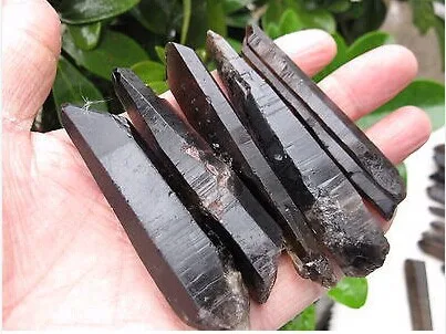 100g smoky /black Natural Quartz Crystal Original