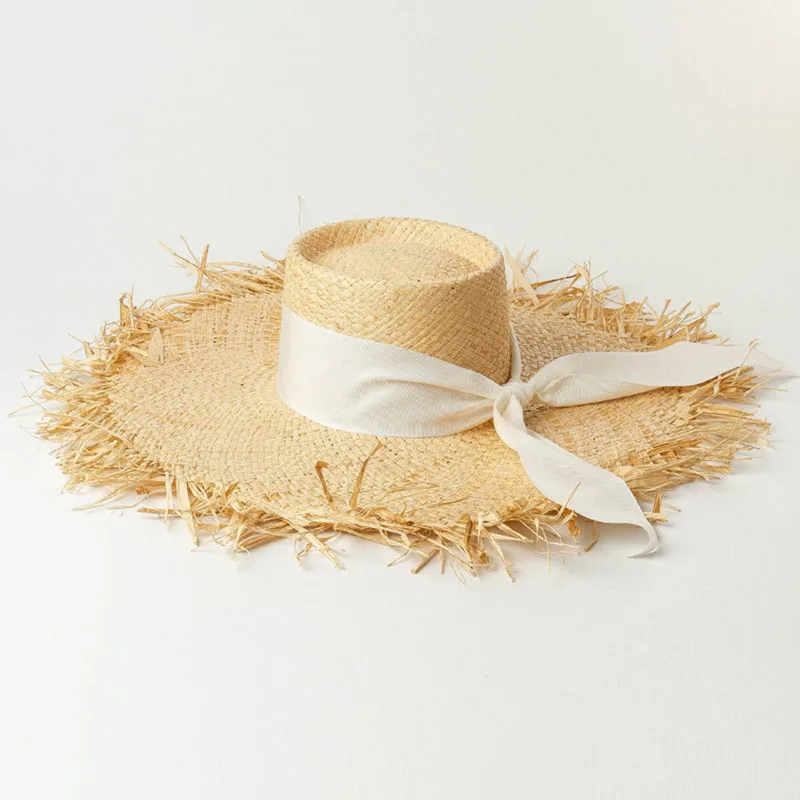 Elegant Raffia ฟลอปปี้หมวกผู้หญิงสีดําสีขาวริบบิ้นโบว์ Sun Visor หมวก Fringed Big Brim หมวกชายหาด UV ป้องกันหมวกฤดูร้อน