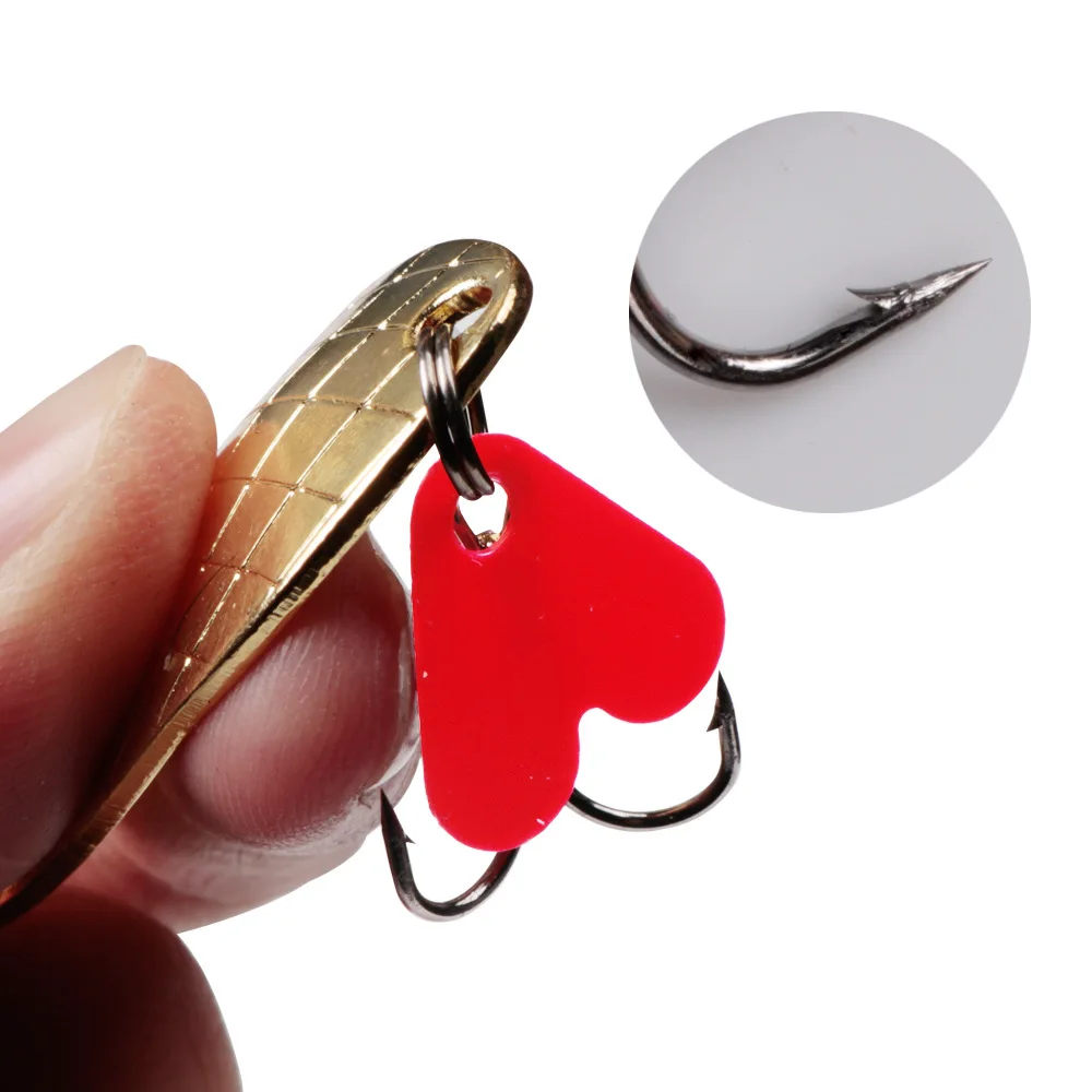 1PCS Metal Jigging Spinner Spoon 9g 7cm Fishing Lure Hard Baits Sequins Noise Paillette Artificial Bait with Treble Hook