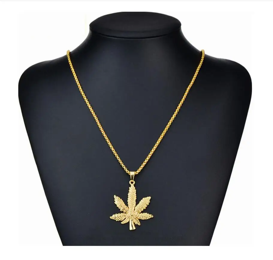 New 2020 Gold Silver Plated Cannabiss Small Weed Herb Charm Necklace Maple Leaf Pendant Necklace Hip Hop Jewelry Wholesale