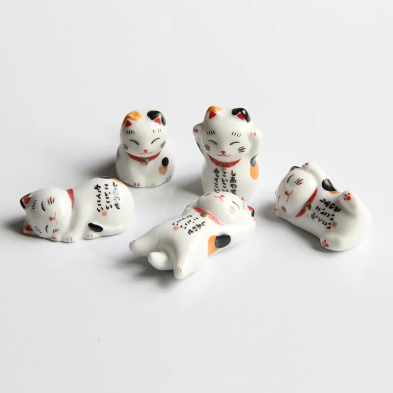 Pack of 5 pcs Ceramic Lucky Cat Chopsticks Holder Japanese Home Hotel Ceramics Cute