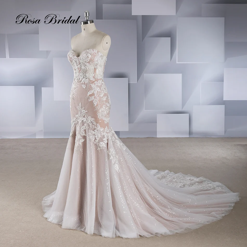 Abito da sposa a sirena con Applique in pizzo con colletto a cuore senza spalline