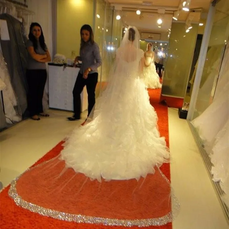 Velo de novia de lujo con borde de cristal, velo de novia con cuentas largas de una capa, hecho a medida