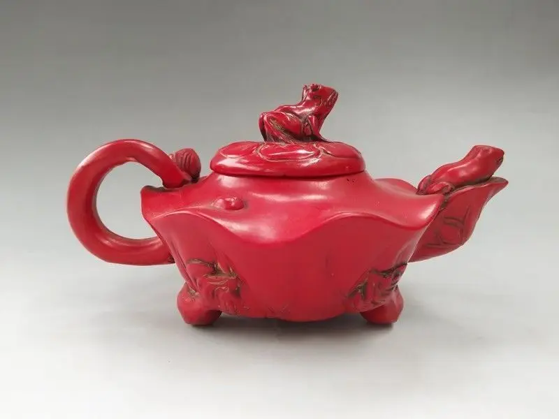 China collectible imitation Resin pure hand-carved frogs teapot craft statue