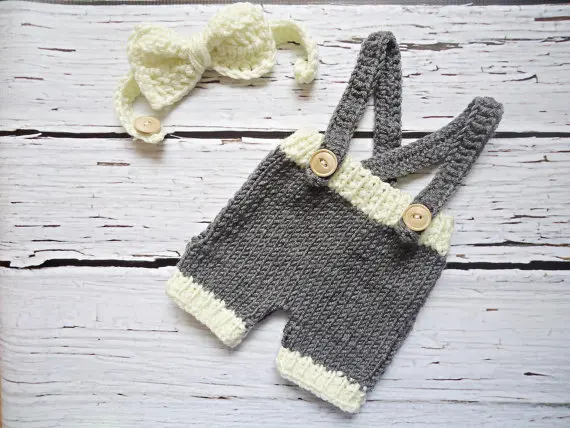 

free shipping,handmade Crochet Baby Beige Bow tie with matching Gray overalls / shorts baby Set Newborn Photo Prop NB-3M cotton