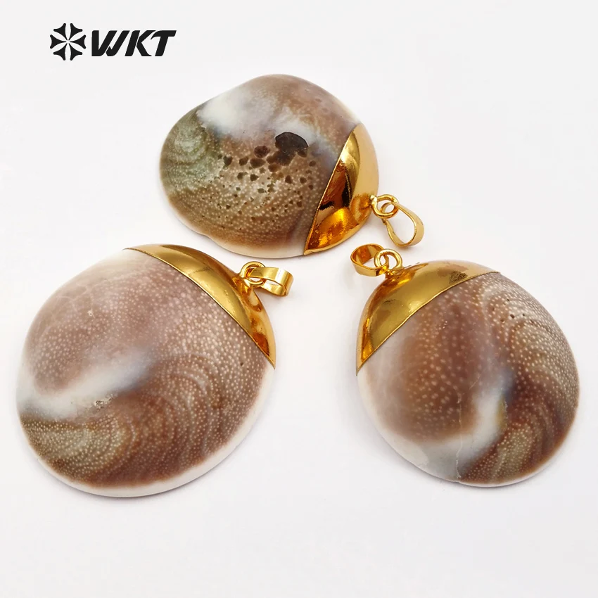 WT-JP038 hot sale!wholesale natural shell pendants hemispherical shape fantastic women jewelry 2018 new design about 45mm