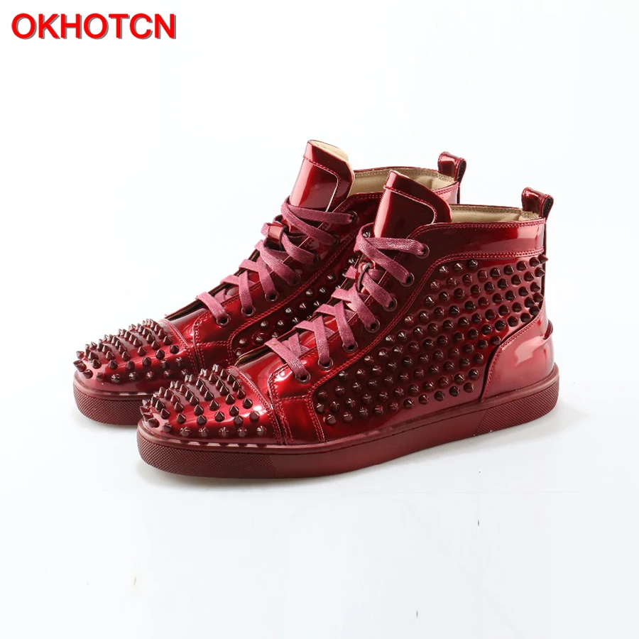 

OKHOTCN 2018 New Men Casual Shoes Red Patent Leather Spikes Studded Shoes High-end Stars Rivet Loafers Lace Up Zapatos Hombre