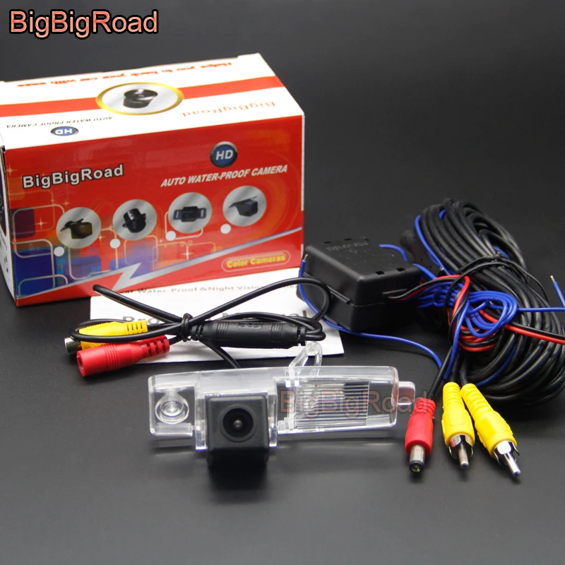 

BigBigRoad Car Rear View Camera For Toyota Hiace Vanguard Harrier XU10 / For Hover G3 GreatWall Coolbear / For Lexus RX300