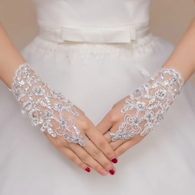 JaneVini-Guantes de encaje de lentejuelas para Novia, de lujo, rojo/blanco, sin dedos, longitud de la muñeca, accesorios de boda cortos, 2018