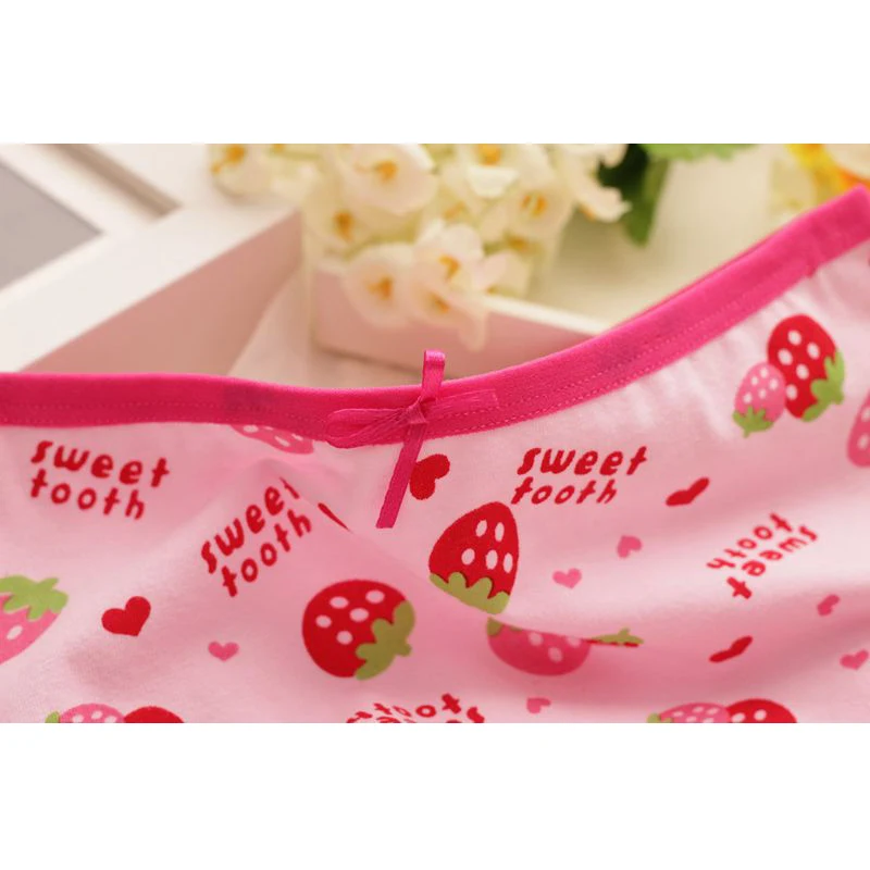 Cute strawberry print cotton underpants bow child children pants baby girls underwear panties wholesale accessories UD14