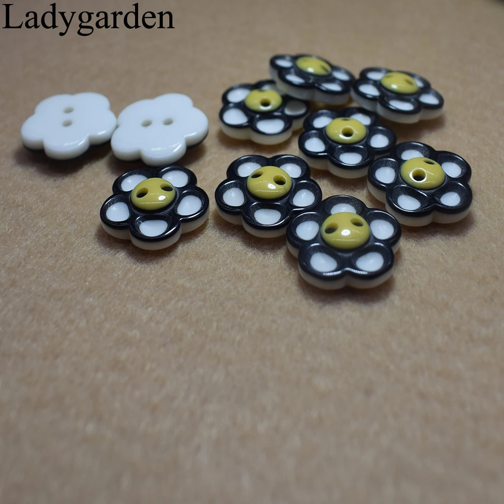 10PCS 17/20/25/30MM Cartoon Flower Buttons for Kids Baby Clothes Button Sewing Accessories Handmade Scrapbooking Decoration