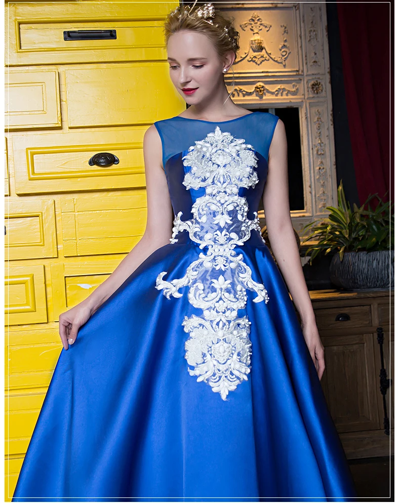 royal blue embroidery white ball gown Medieval Renaissance Gown queen cos Victorian dress /Antoinette/ Belle ball