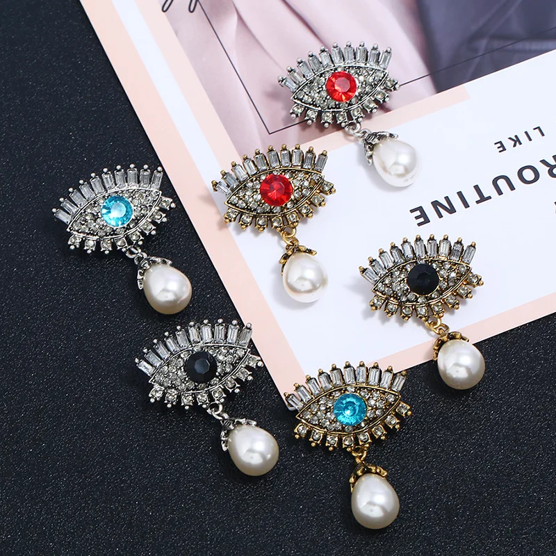 1pcs Devil Eye Brooch Imitation Pearl Lapel Pins for Women Corsage Retro  Brooch pin