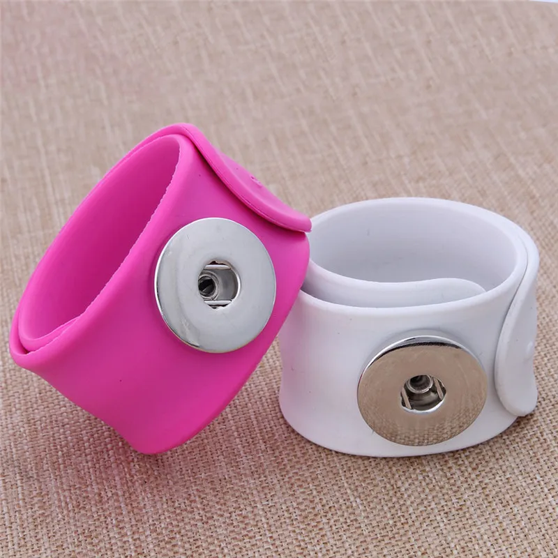 Hot Sale Creative circle Silica Gel Snap Button Bracelet Fit 18MM Snap Bracelet For Women Children Fun Gift Button Jewelry ZE572