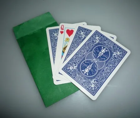 

Magic 4Q (card magic)/mysterial Qureen , stage magic, magic trick free shipping (instruction of use)
