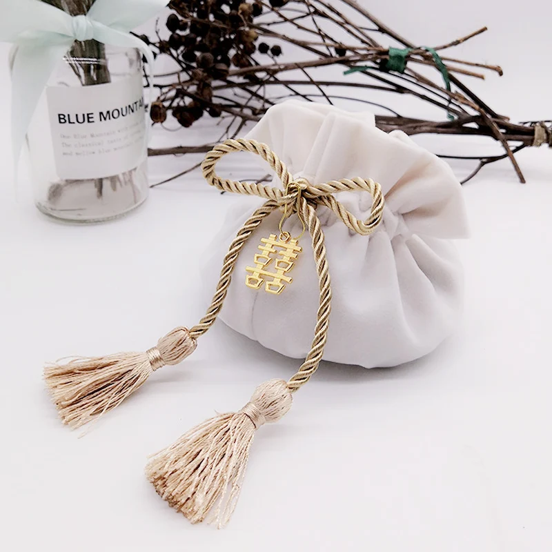 

10pcs White Gold Round Bottom With Tassel+Metal 12x17cm Jewelry Drawstring Pack Pouch Gift large Bags Velvet Wedding Candy Bag