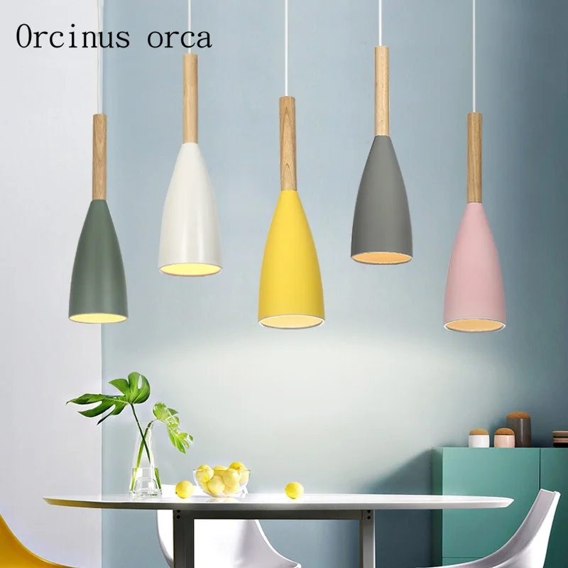 

Nordic modern simple color solid wood chandelier Restaurant Bar corridor creative horn single head Chandelier free shipping