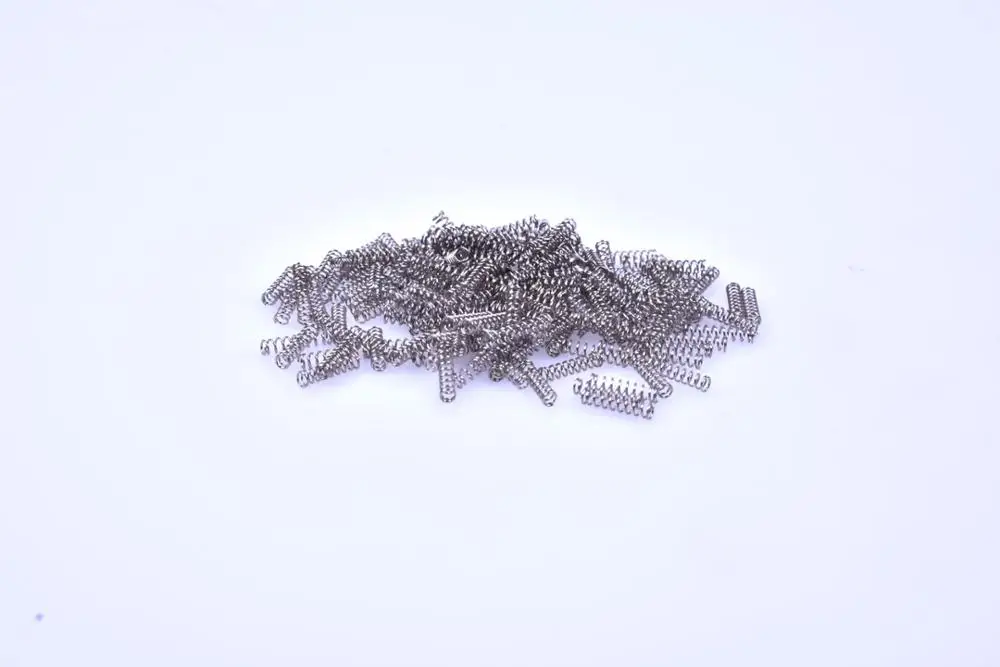 200 Stks/partij Size 7Mm X 2Mm Universele Automotive Lock Spring Lock Core Lente Auto Lock Coil Lente