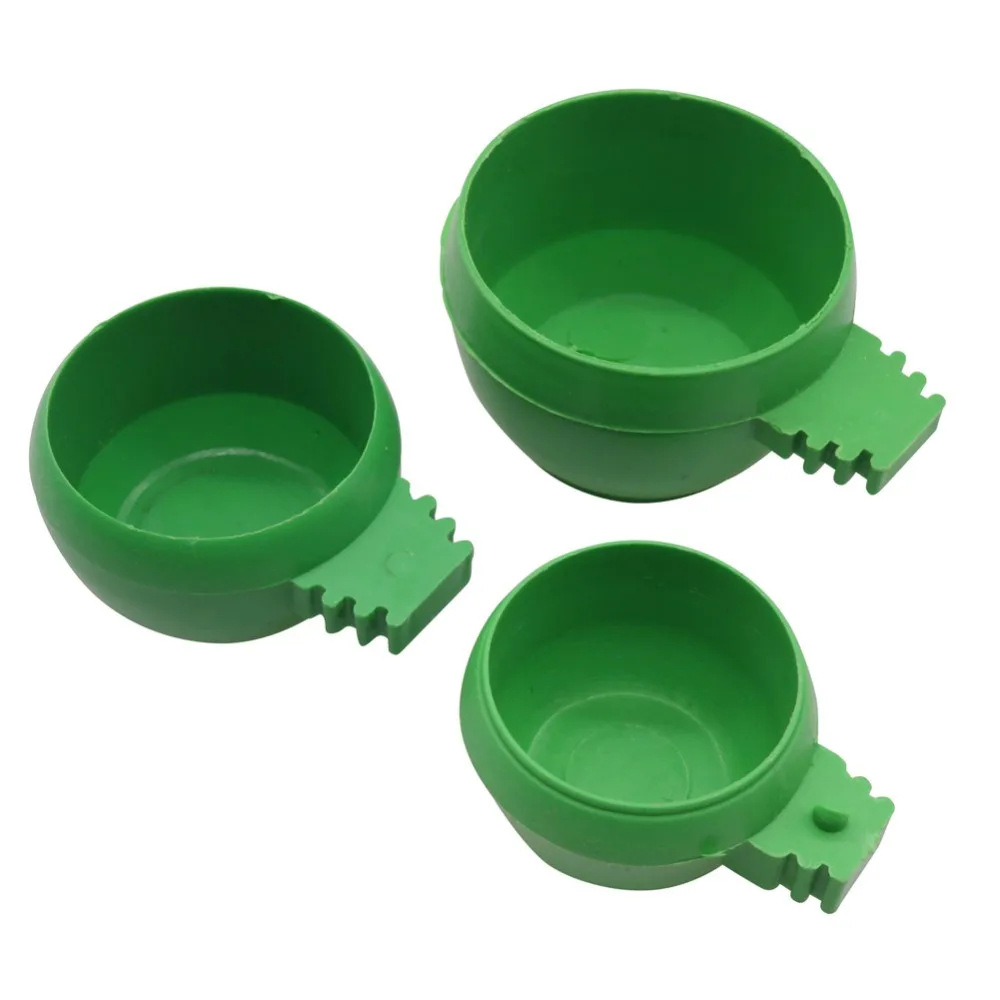 1 Pcs Green Plastic Bird Sandbox Bird Food Container Bird Cup Food Cup Food Tank Health Sand Cup Feeder Bird Supplies