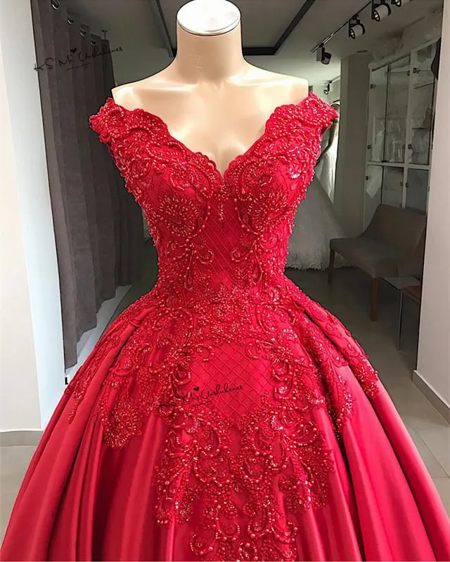 Designer Vintage Red Wedding Dress 2019 Lace Beaded Church Bride Dresses Custom Made off Shoulder Wedding Gowns Suknia Slubna