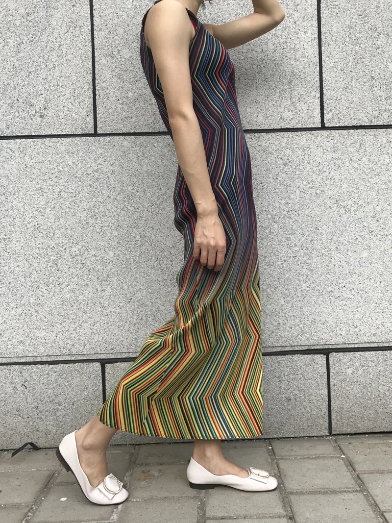 HOT SELLING Miyake Elegant fold open fork striped sleeveless o-neck Fashion long dress IN STOCK